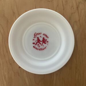 Vintage Hazel Atlas Child's Plate LOVE ONE ANOTHER Red & White 7" Retro Novelty